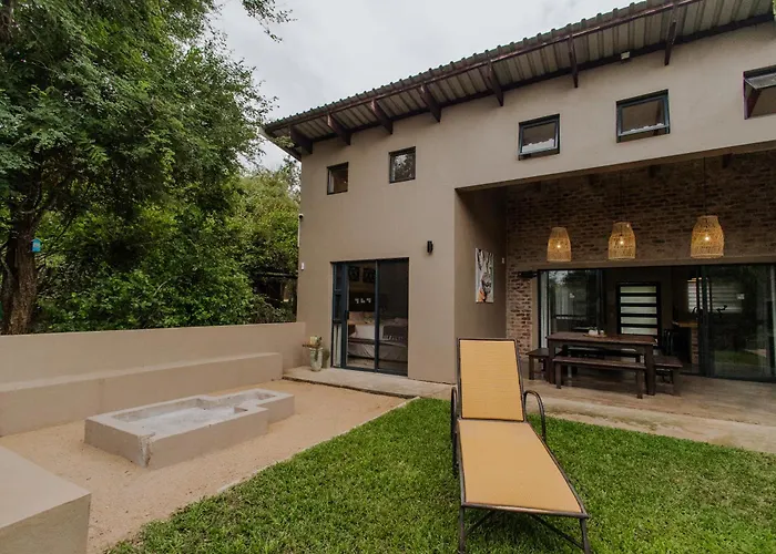 Hyena Den - Marloth Park - Hyena House