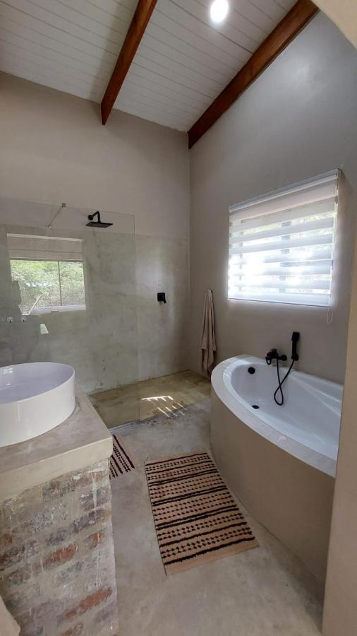 Hyena Den - - Hyena House Ferienhaus Marloth Park