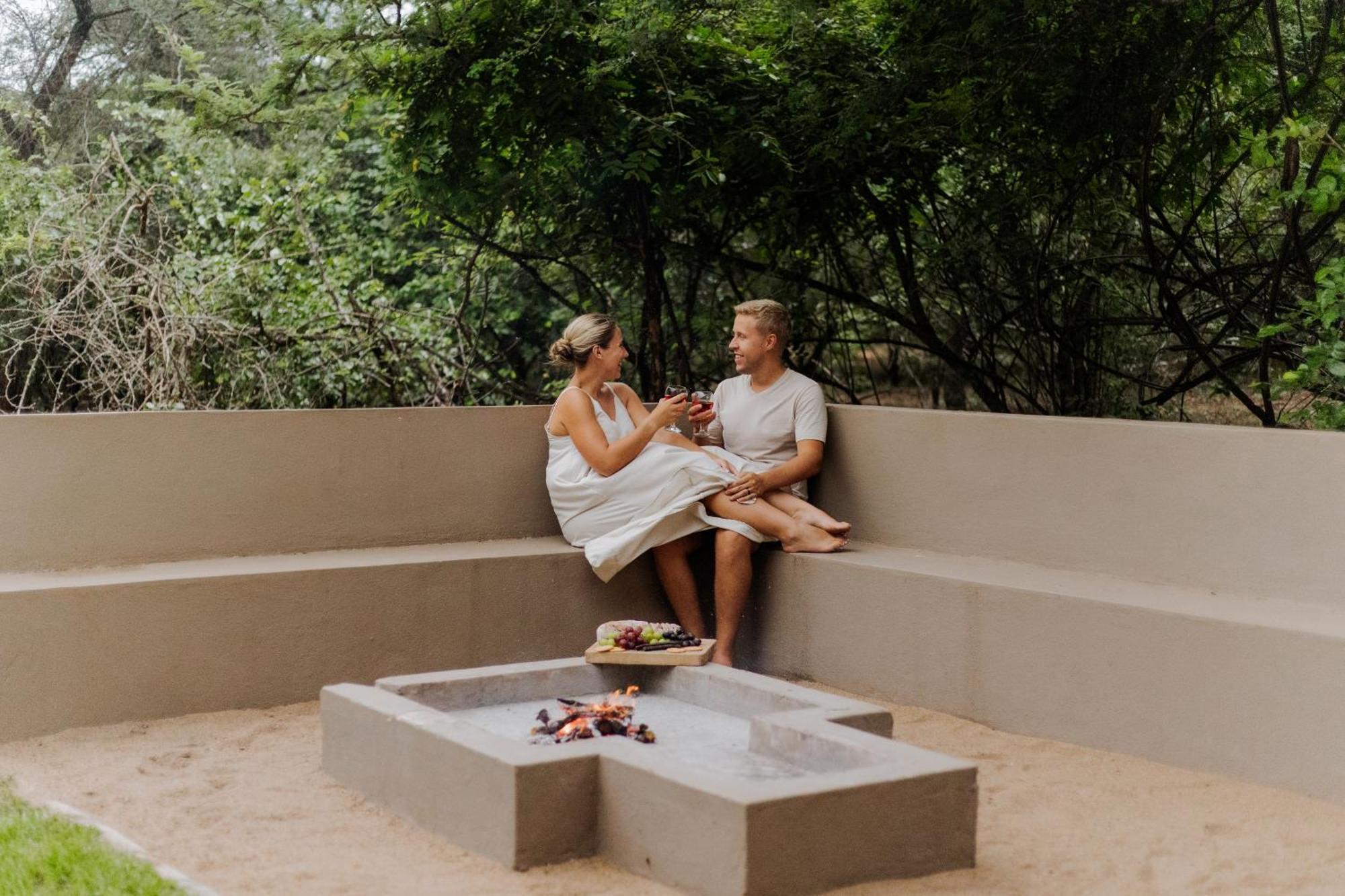 Hyena Den - - Hyena House * Marloth Park